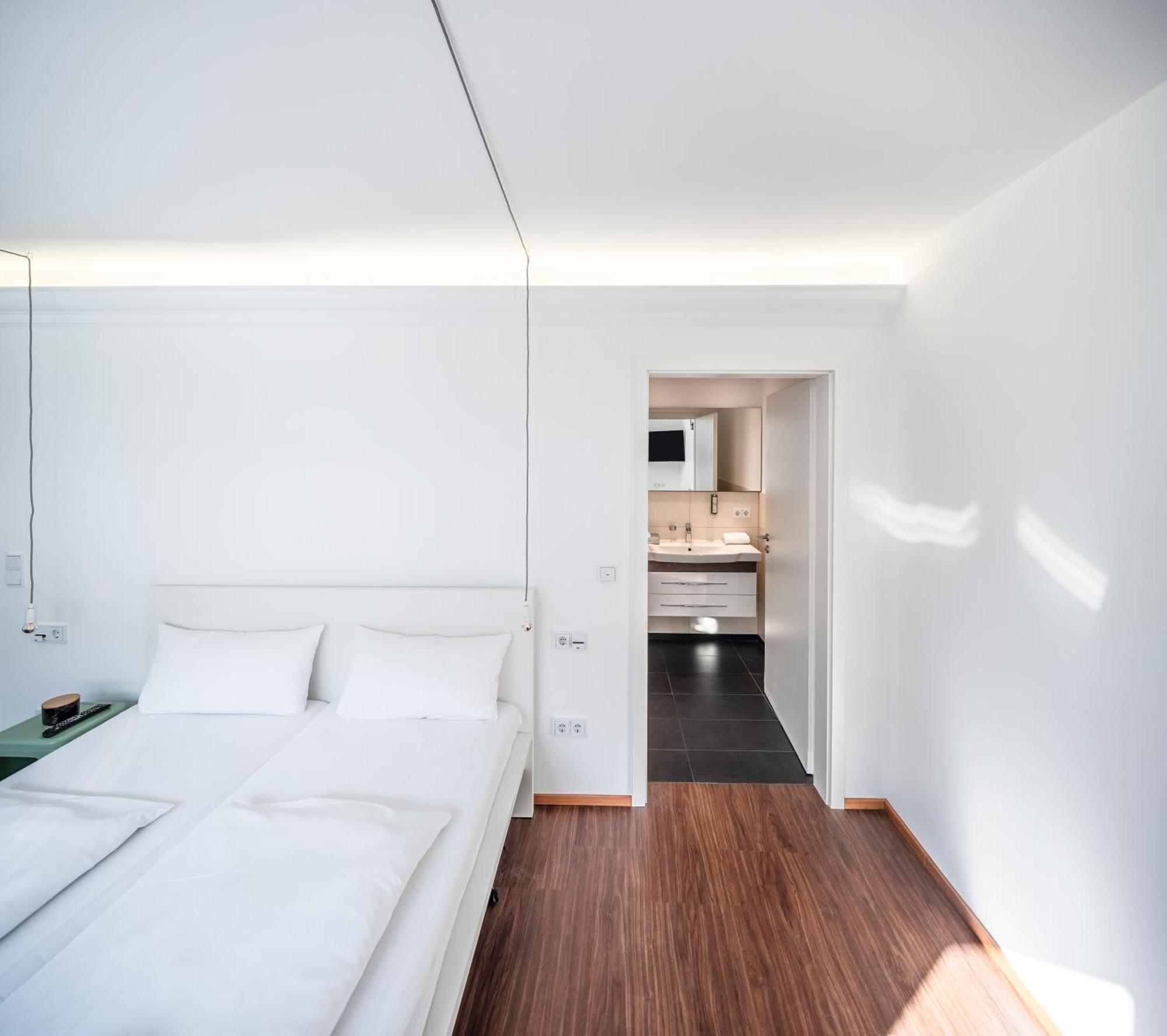 Boardingworld - *